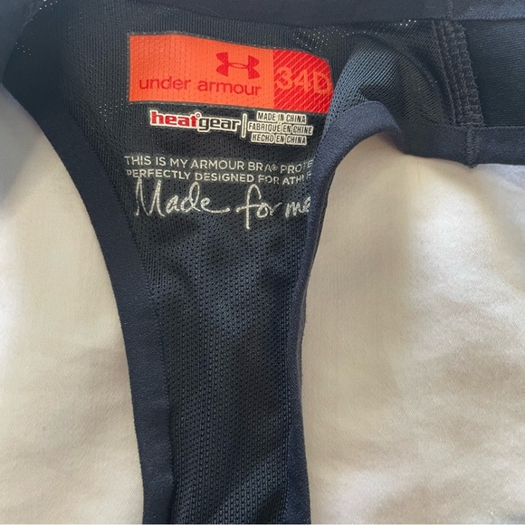 Under Armour 34D Black Front Zipper with Hook and Eye Sports Bra PRELOVED - Picture 5 of 9